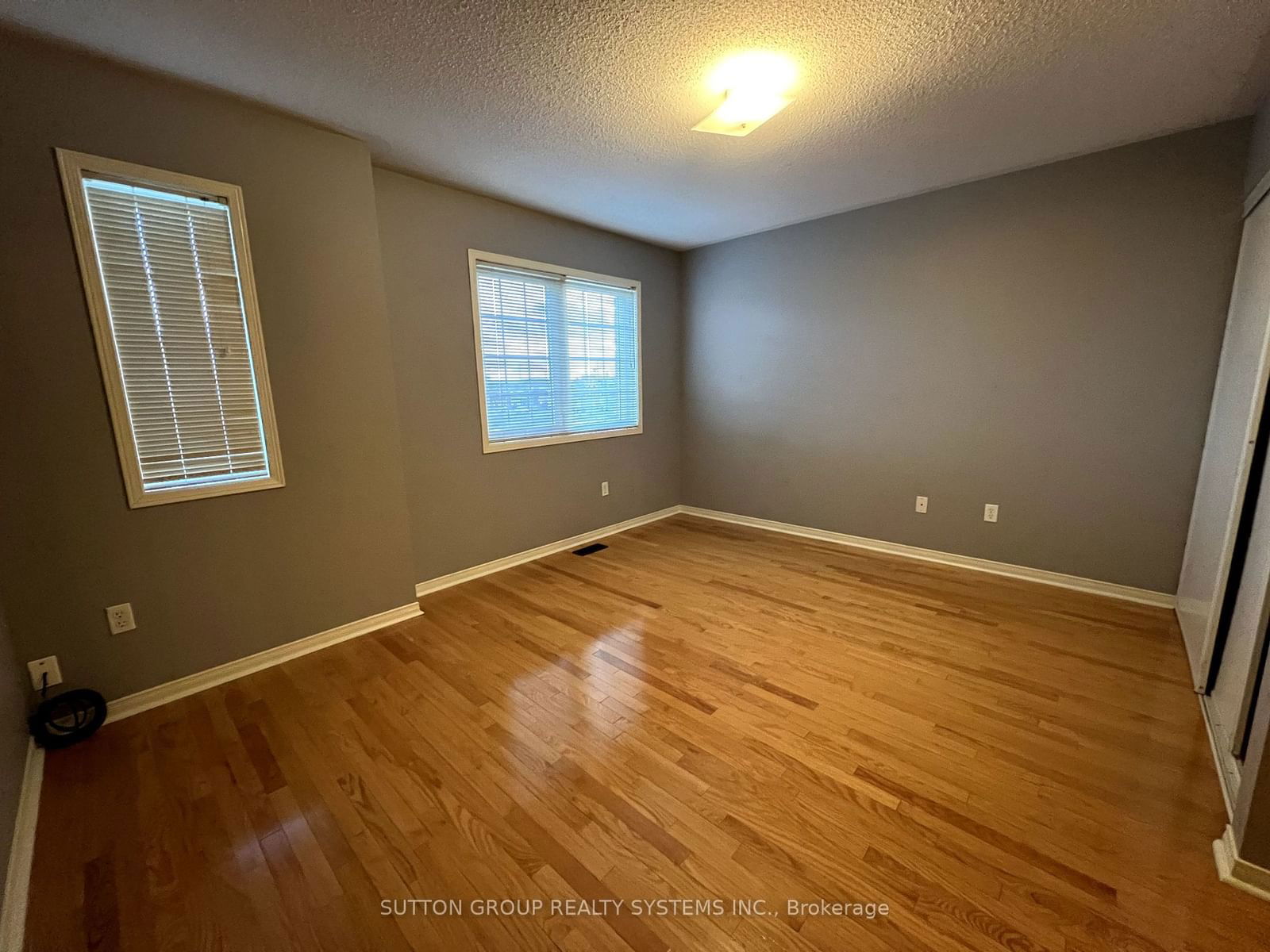 1920 St Clair Ave W for rent 