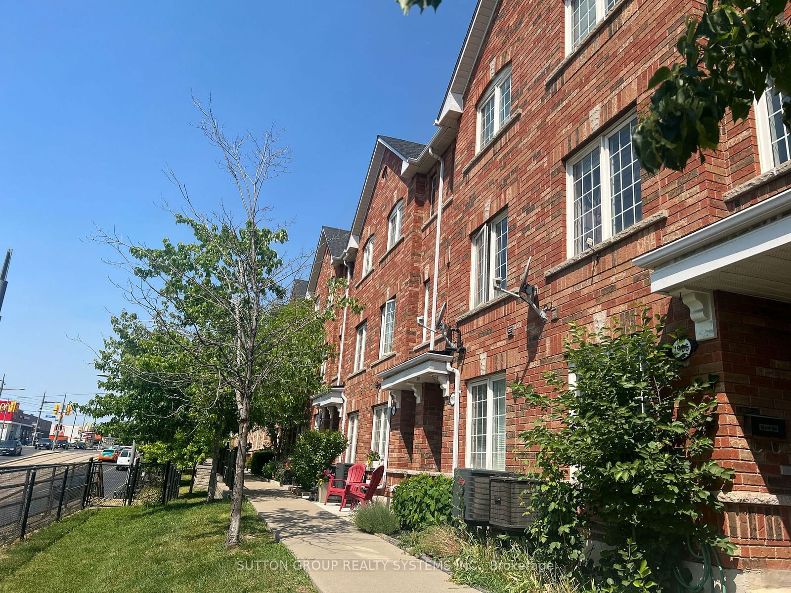 Townhomes of St. Clair I, West End, Toronto