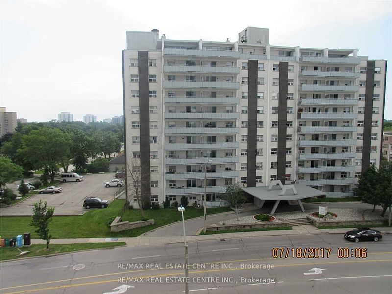 55 Speers Rd, unit 506 for rent