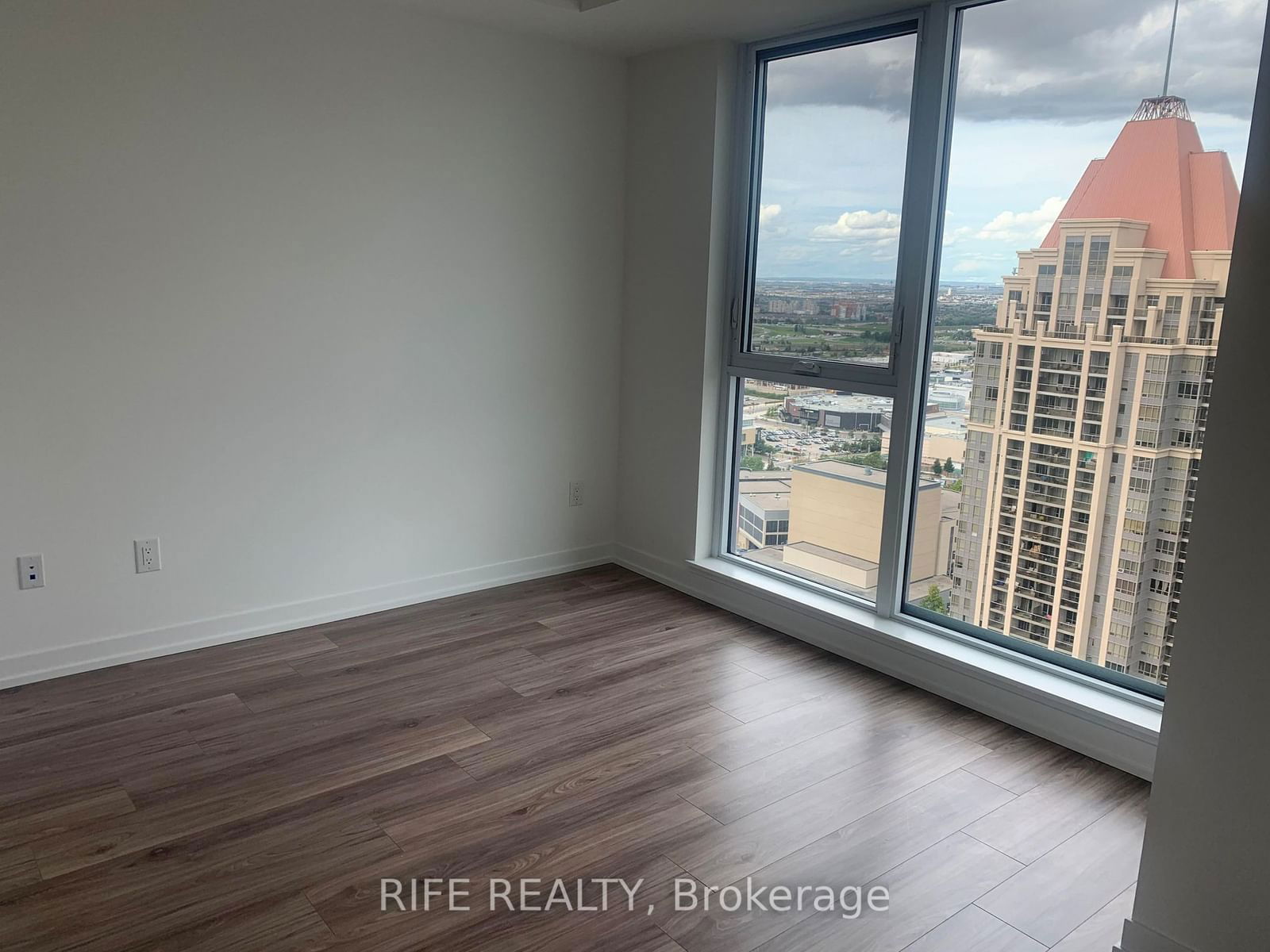 4065 Confederation Pkwy, unit 2905 for rent