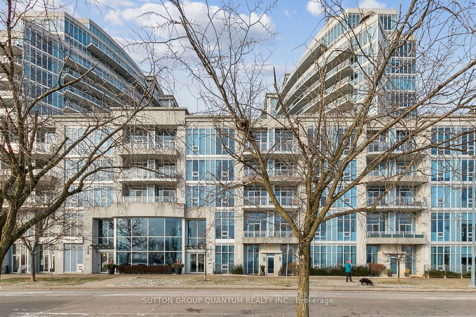 Explorer At Waterview Condos, Etobicoke, Toronto