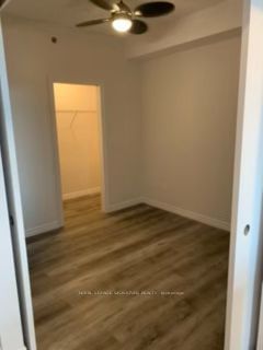 2490 Old Bronte Rd W, unit 312 for rent