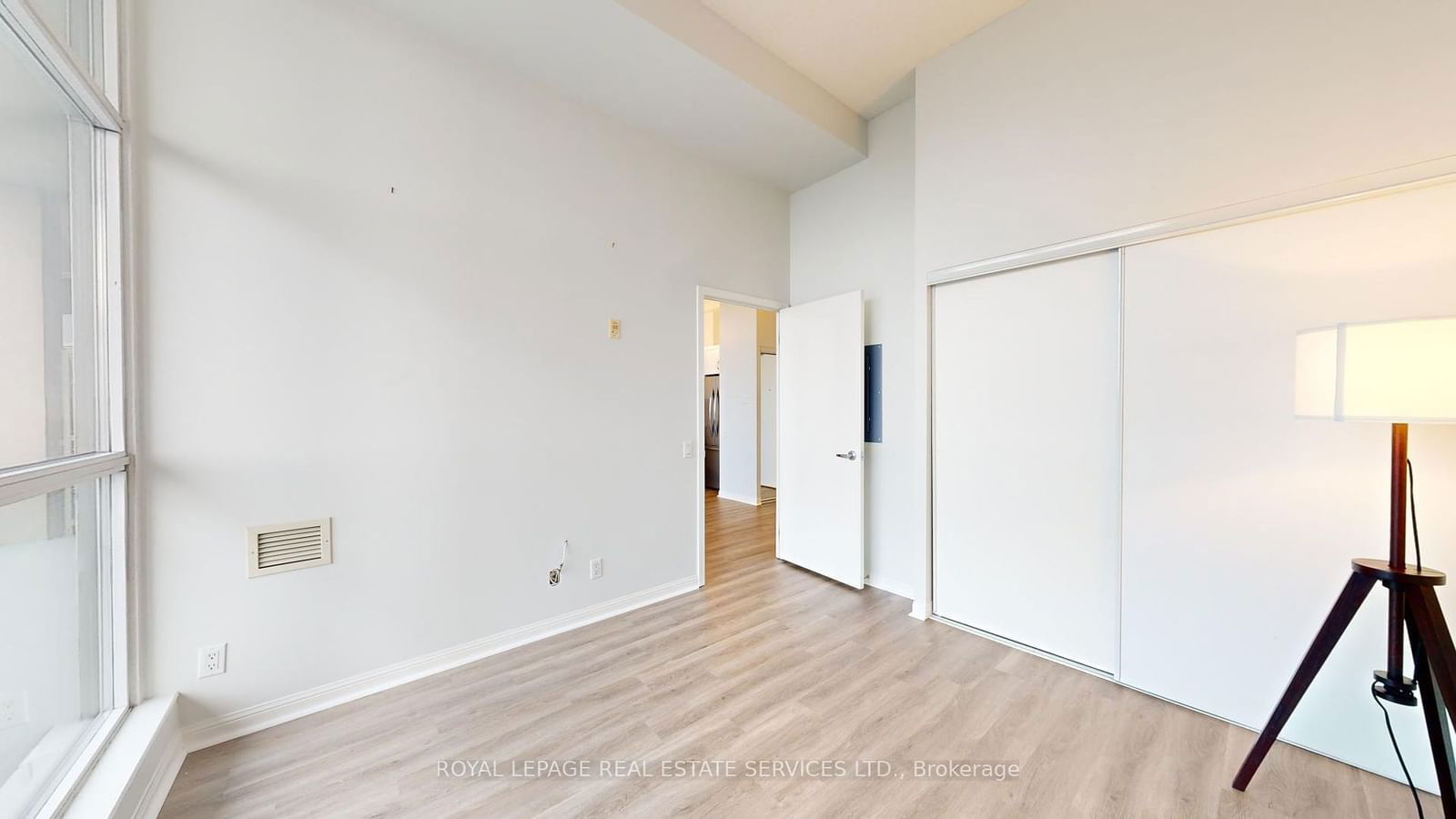 1600 Keele St, unit 404 for sale