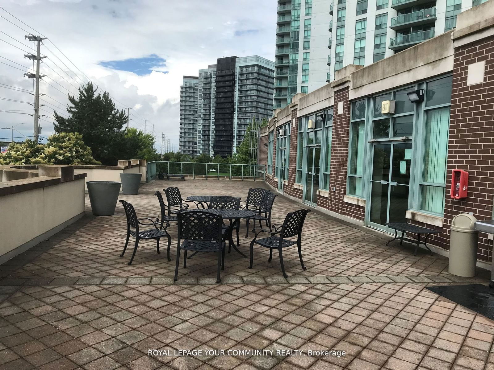 4850 Glen Erin Dr, unit Ph10 for rent