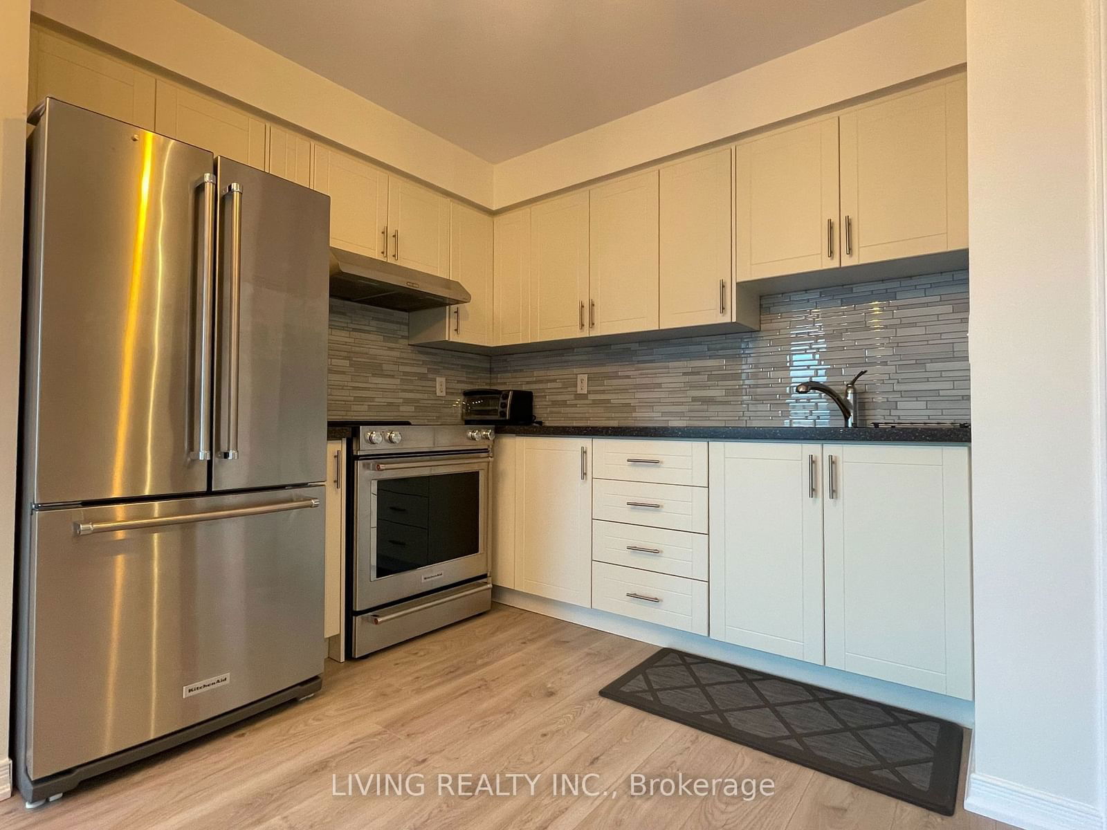 2545 Erin Centre Blvd, unit 1704 for sale