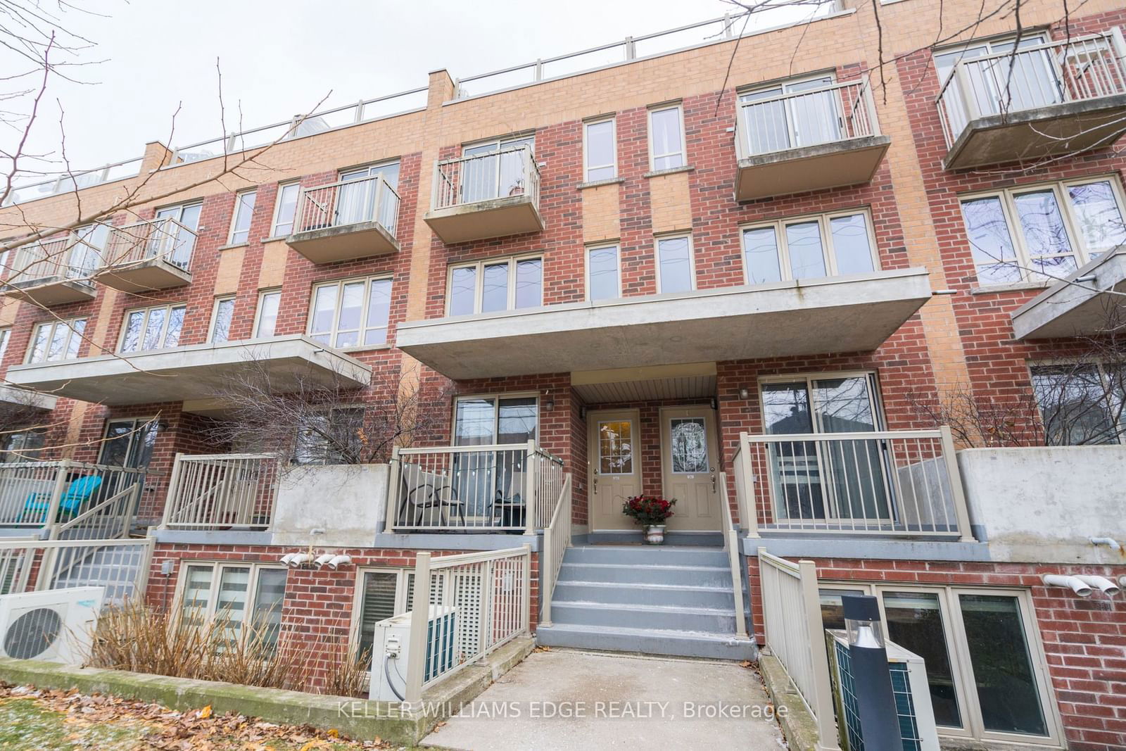 351 Wallace Ave, unit 262 for sale