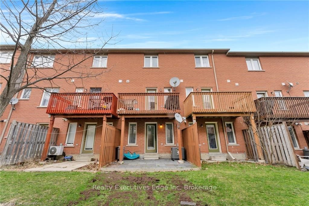 435 Hensall Circ, unit 176 for sale