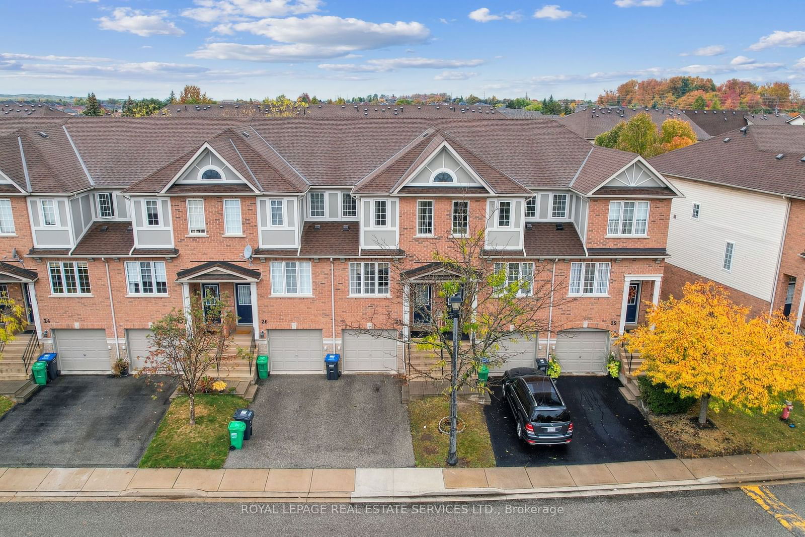 Scollard Court Townhomes, Mississauga, Toronto