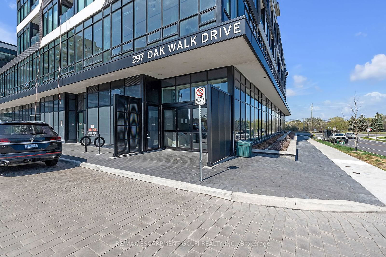 297 Oak Walk Dr, unit 1106 for sale