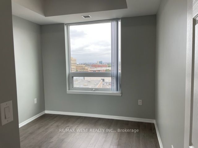 3091 Dufferin St, unit 801 for rent