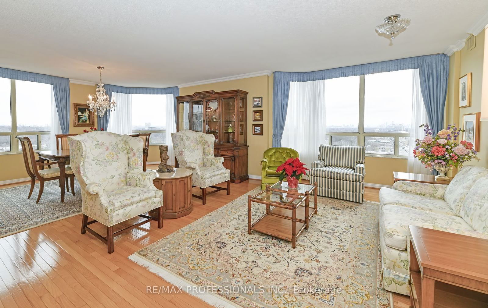 1 Aberfoyle Cres, unit 1505 for sale