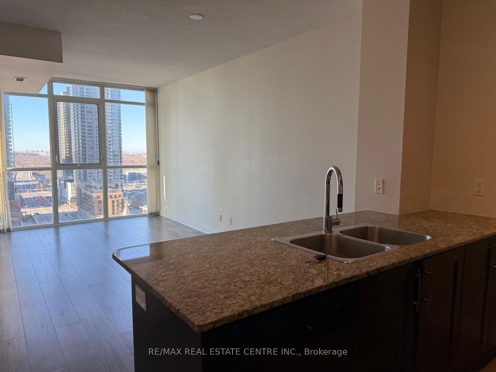 4070 Confederation Pkwy, unit 1808 for rent