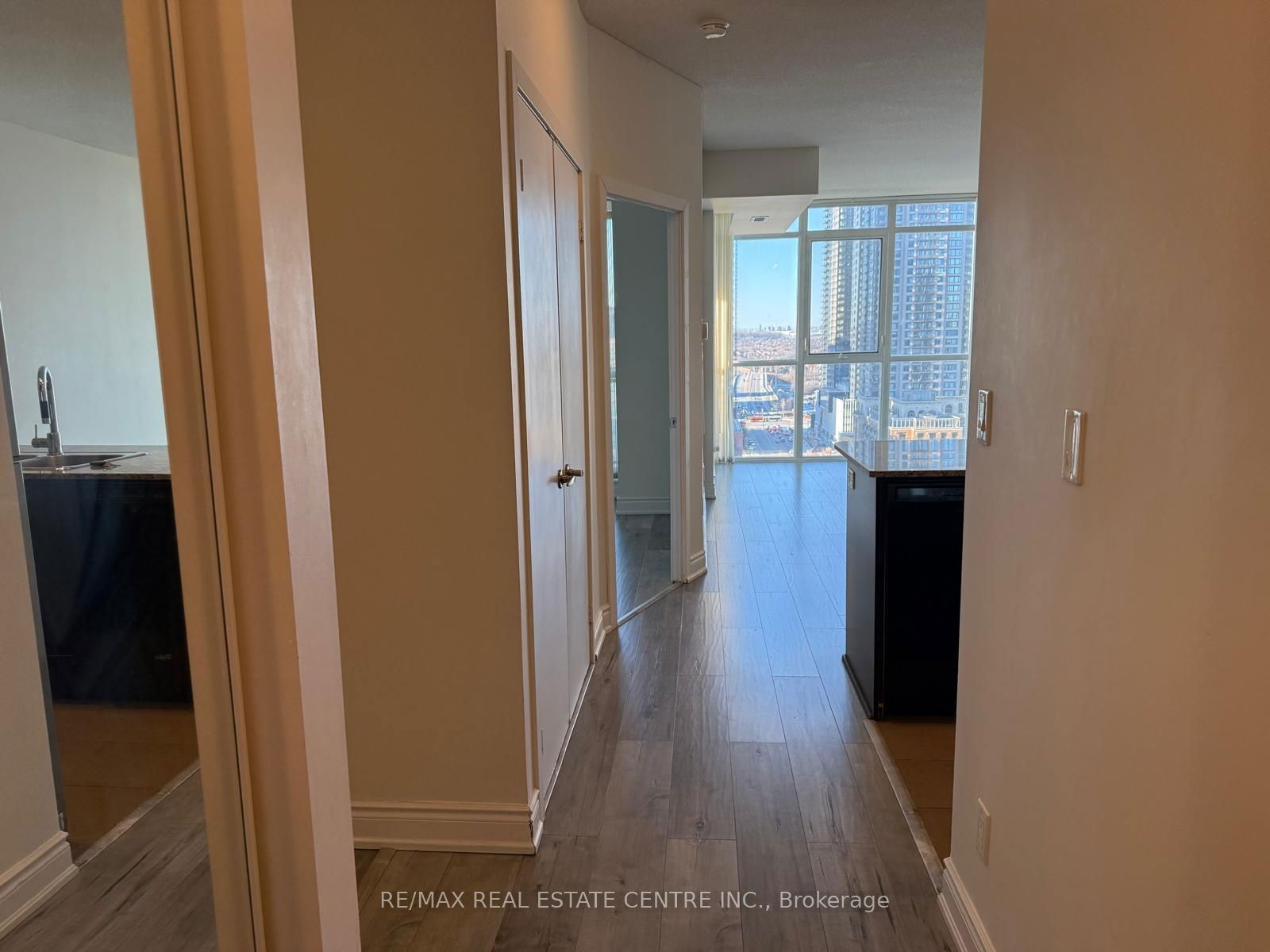 4070 Confederation Pkwy, unit 1808 for rent