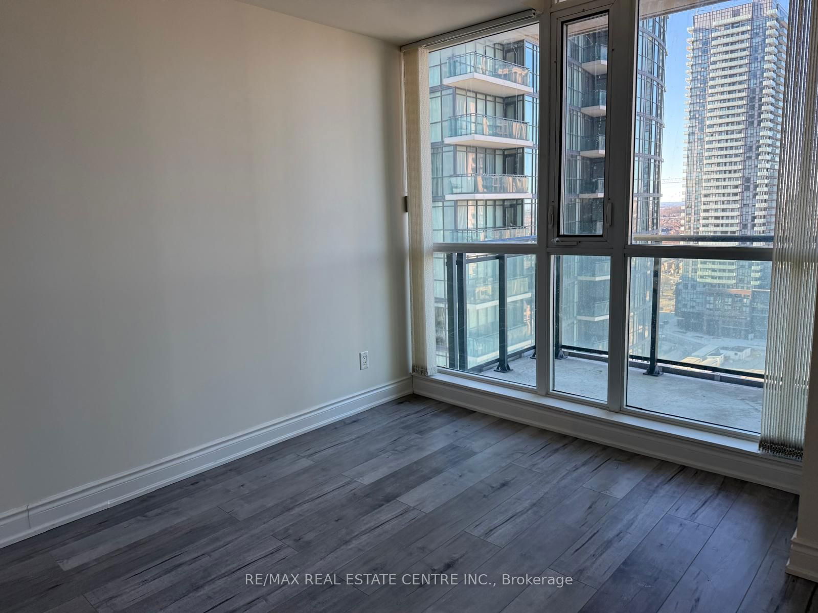 4070 Confederation Pkwy, unit 1808 for rent