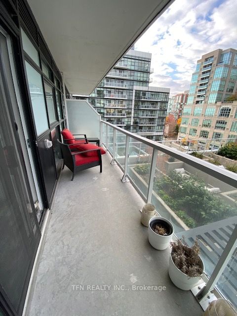 251 Manitoba St, unit 601 for rent