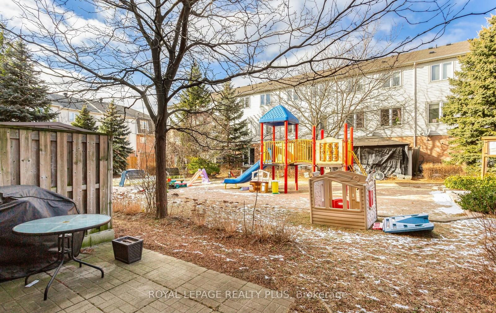 Breakwater Court Townhomes, Mississauga, Toronto