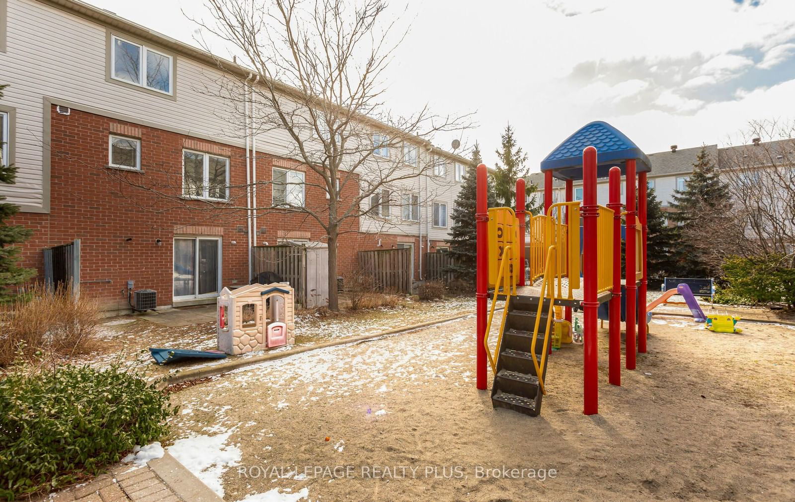 Breakwater Court Townhomes, Mississauga, Toronto