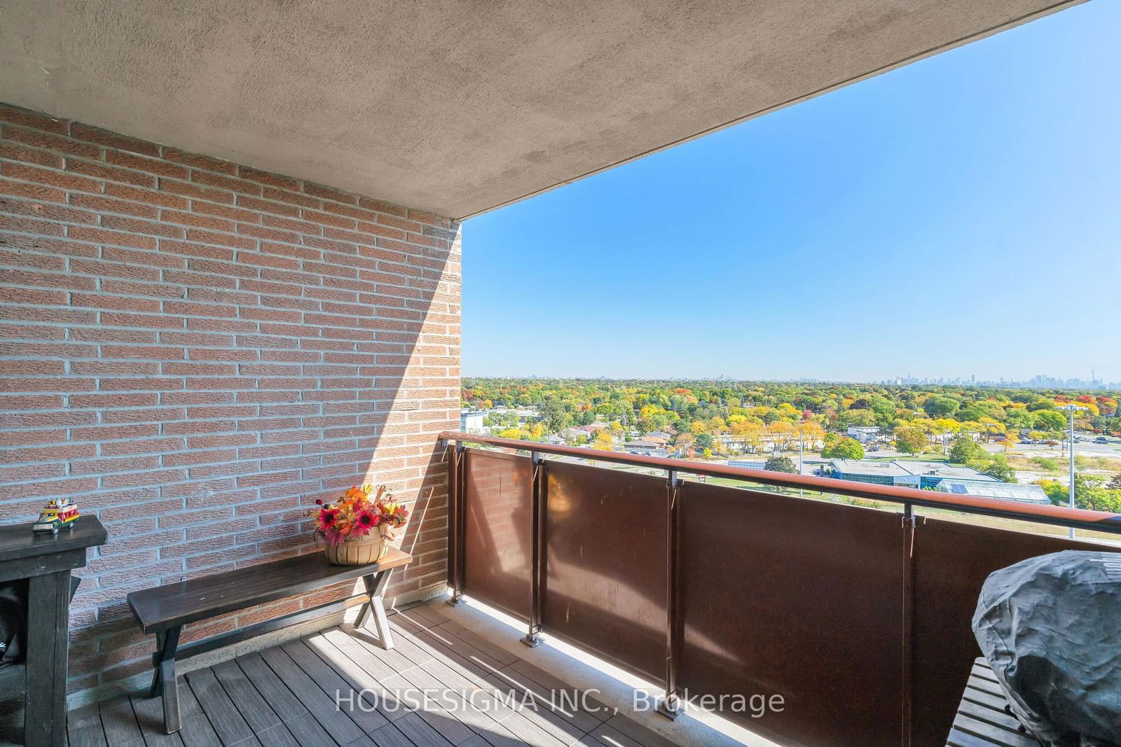 716 The West Mall, unit 1402 for sale