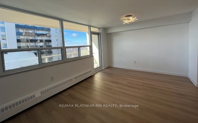 360 Ridelle Ave, unit 2103 for sale