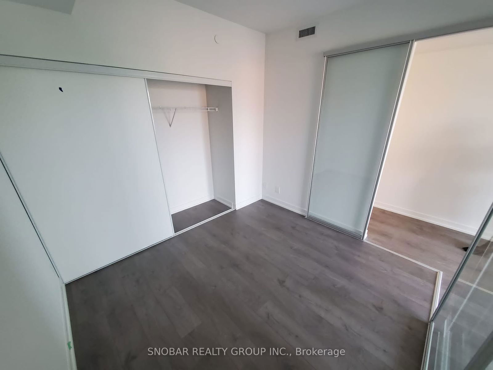 270 Dufferin St, unit 325 for rent