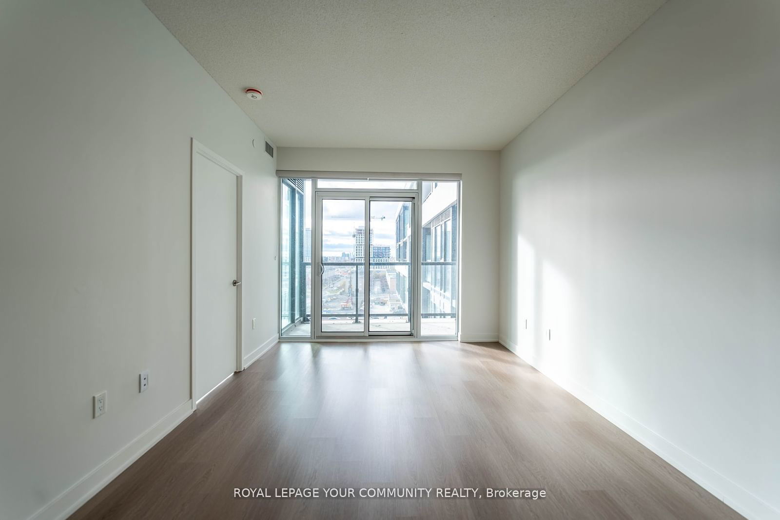 859 The Queensway, unit 707 for sale