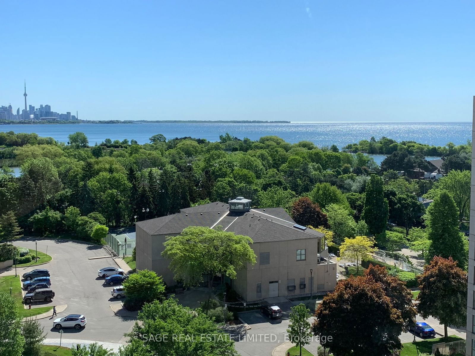 2267 Lake Shore Blvd W, unit 1116 for rent