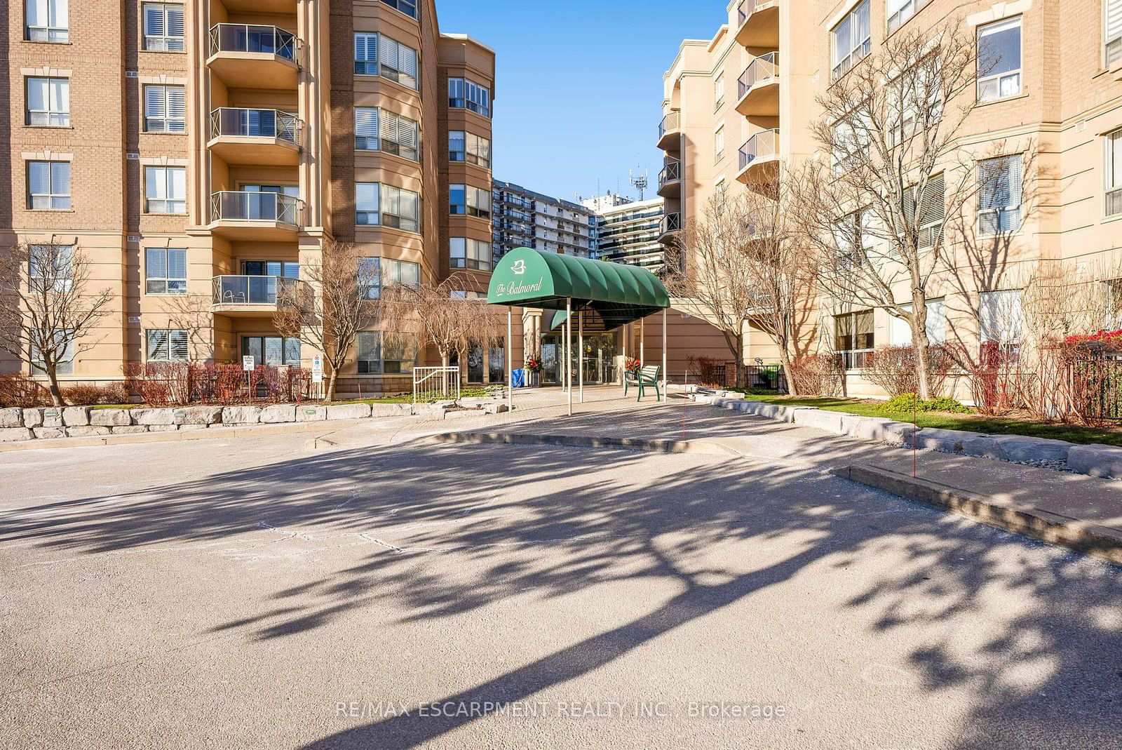 Balmoral I Condos, Burlington, Toronto