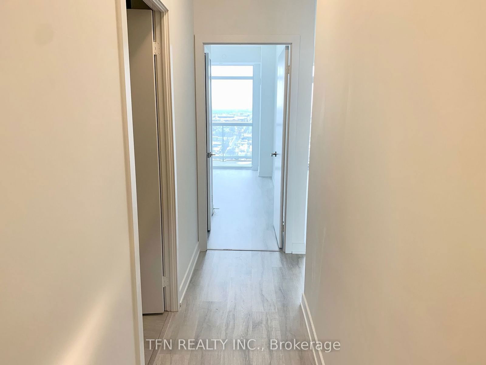 251 Manitoba St, unit 2808 for sale