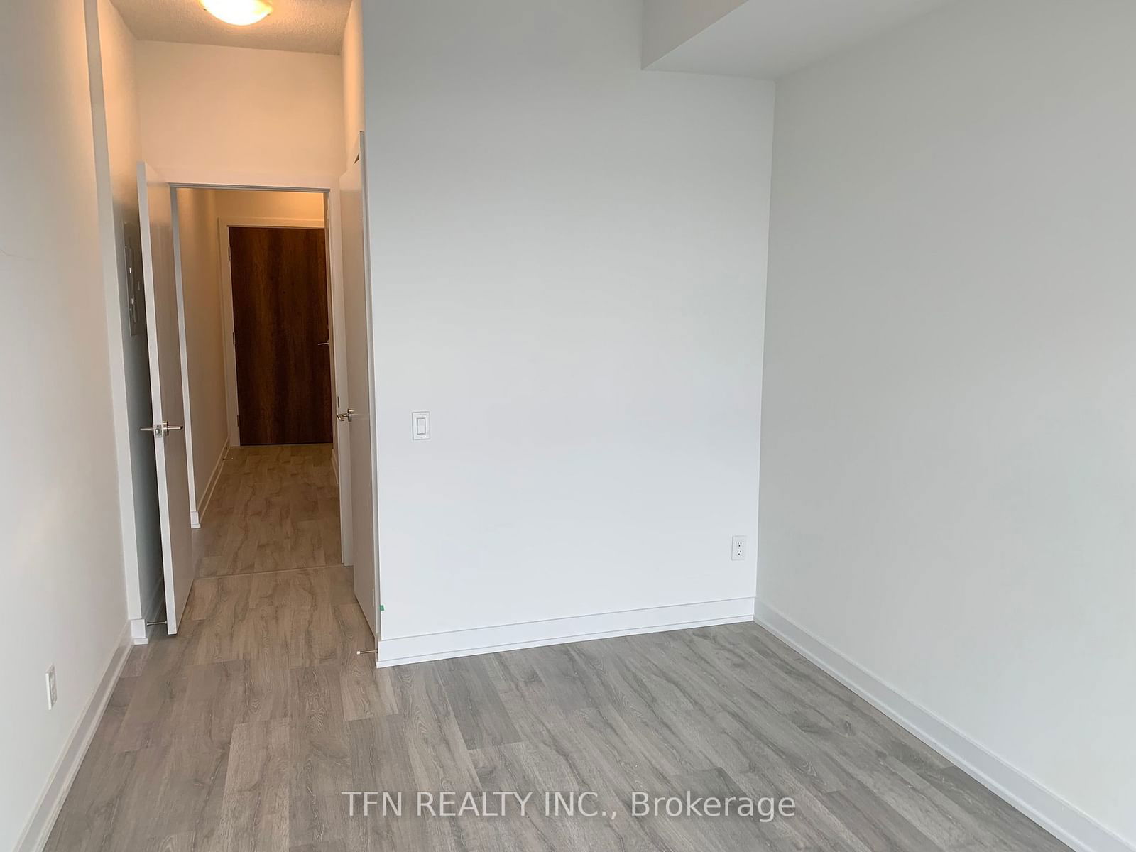 251 Manitoba St, unit 2808 for sale