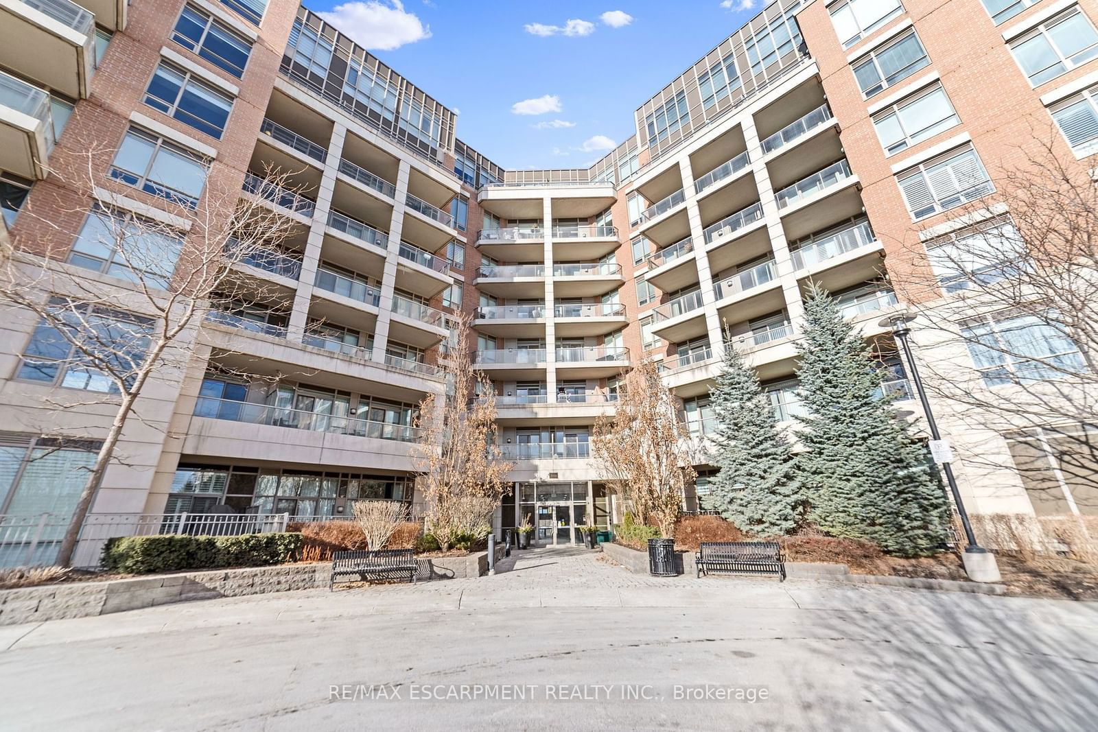 2480 Prince Michael Dr, unit 102 for sale