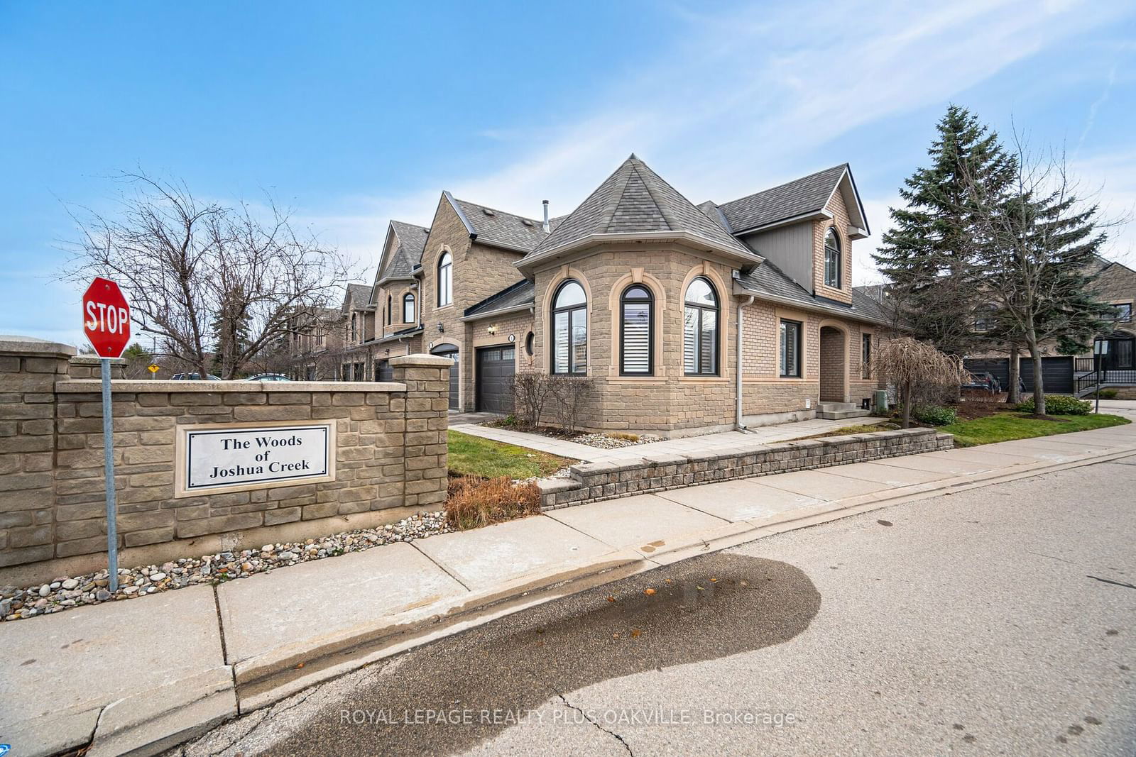 The Woods of Joshua Creek Townhomes, Oakville, Toronto