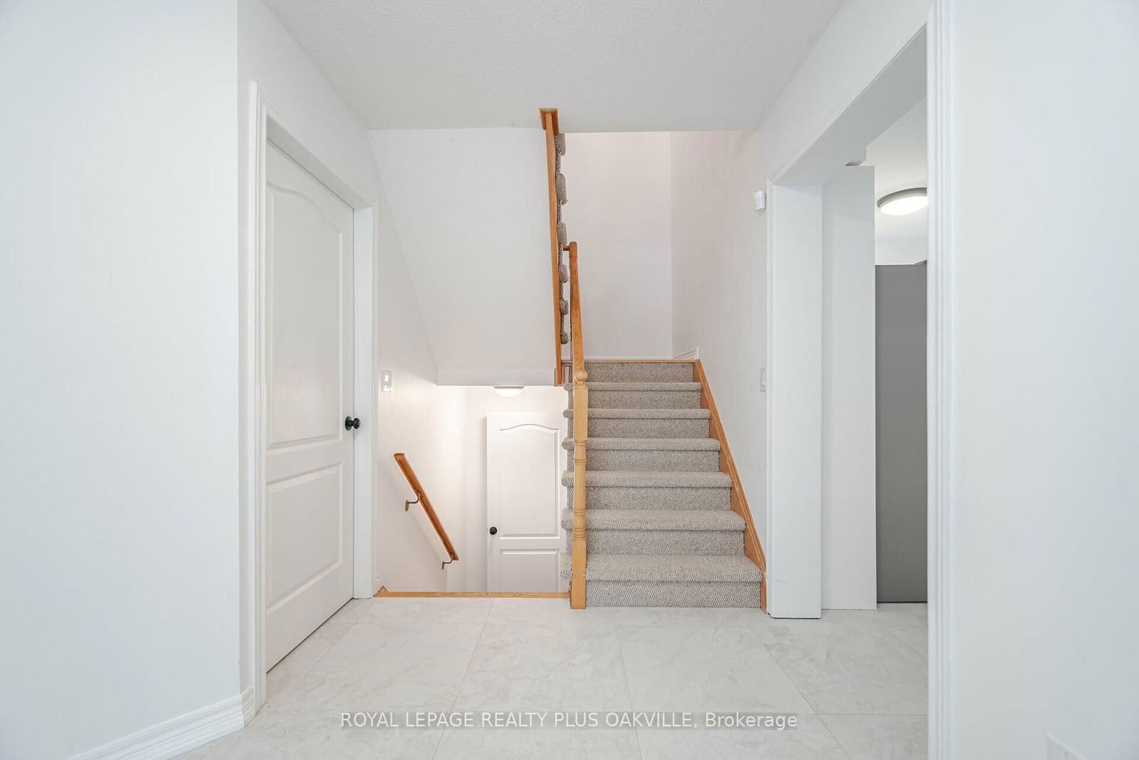 The Woods of Joshua Creek Townhomes, Oakville, Toronto