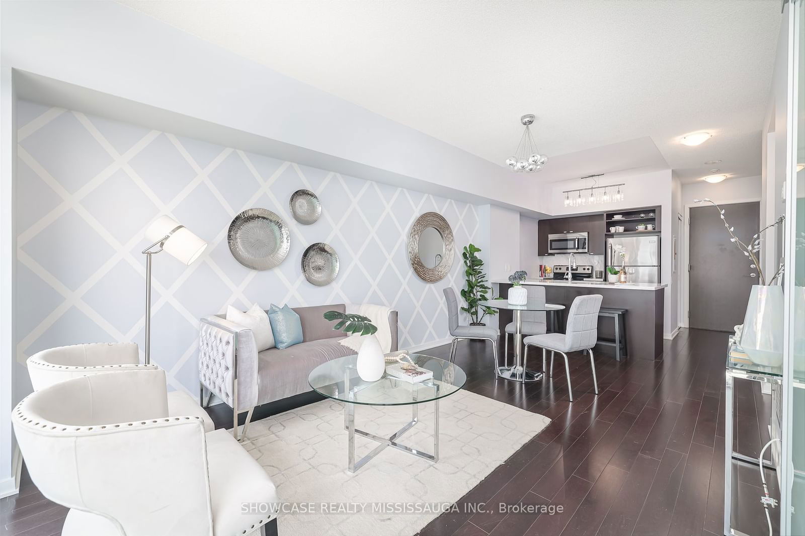 105 The Queensway Ave, unit 1401 for rent