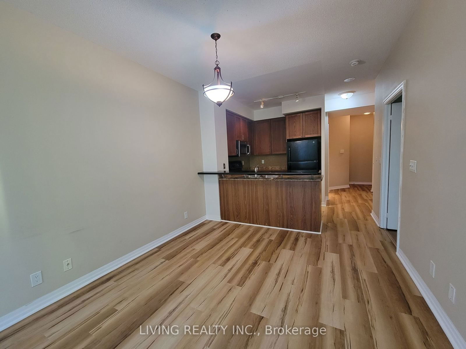 3939 Duke of York Blvd, unit 1705 for rent