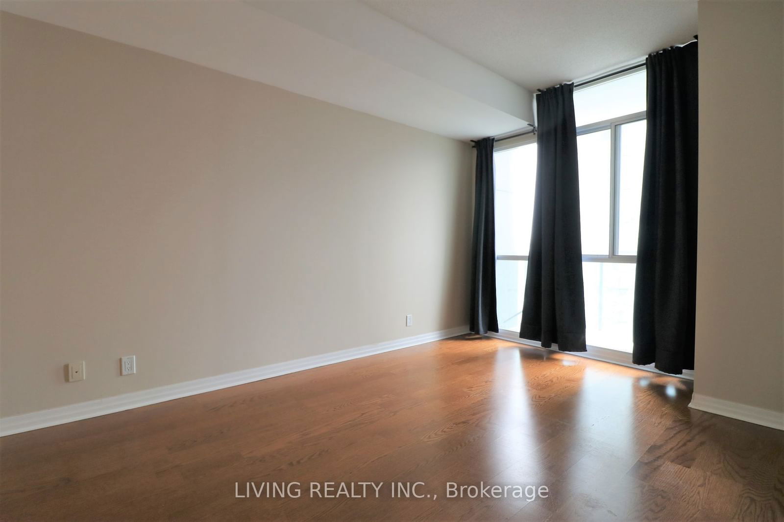 3939 Duke of York Blvd, unit 1705 for rent