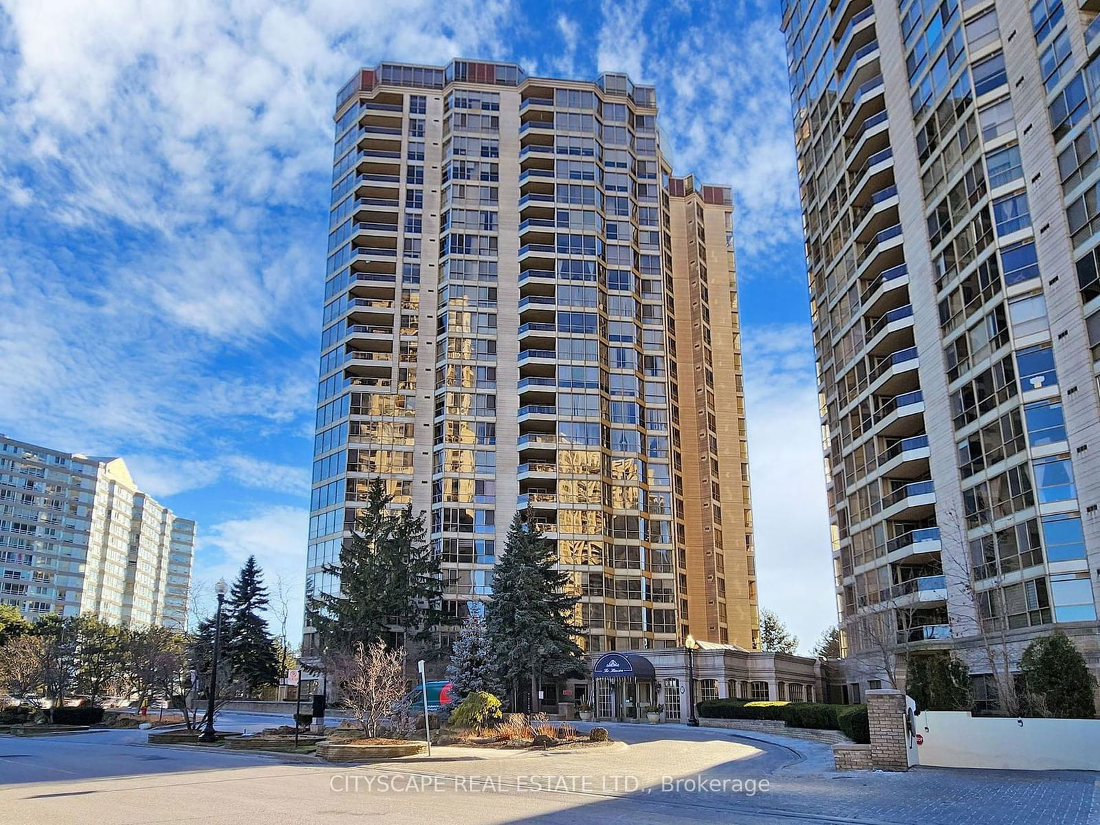 55 Kingsbridge Garden Circ, unit 615 for sale