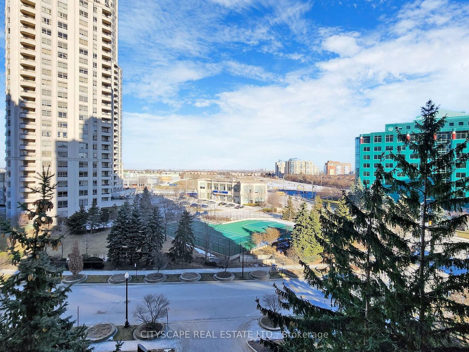 55 Kingsbridge Garden Circ, unit 615 for sale