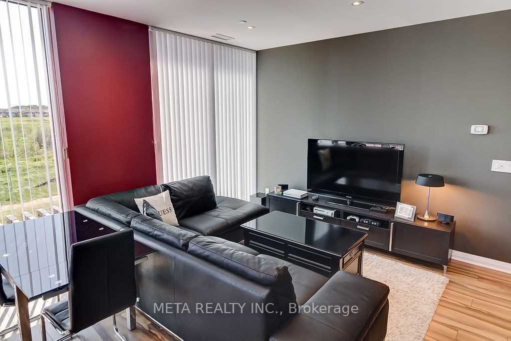 75 Eglinton Ave, unit 201 for rent