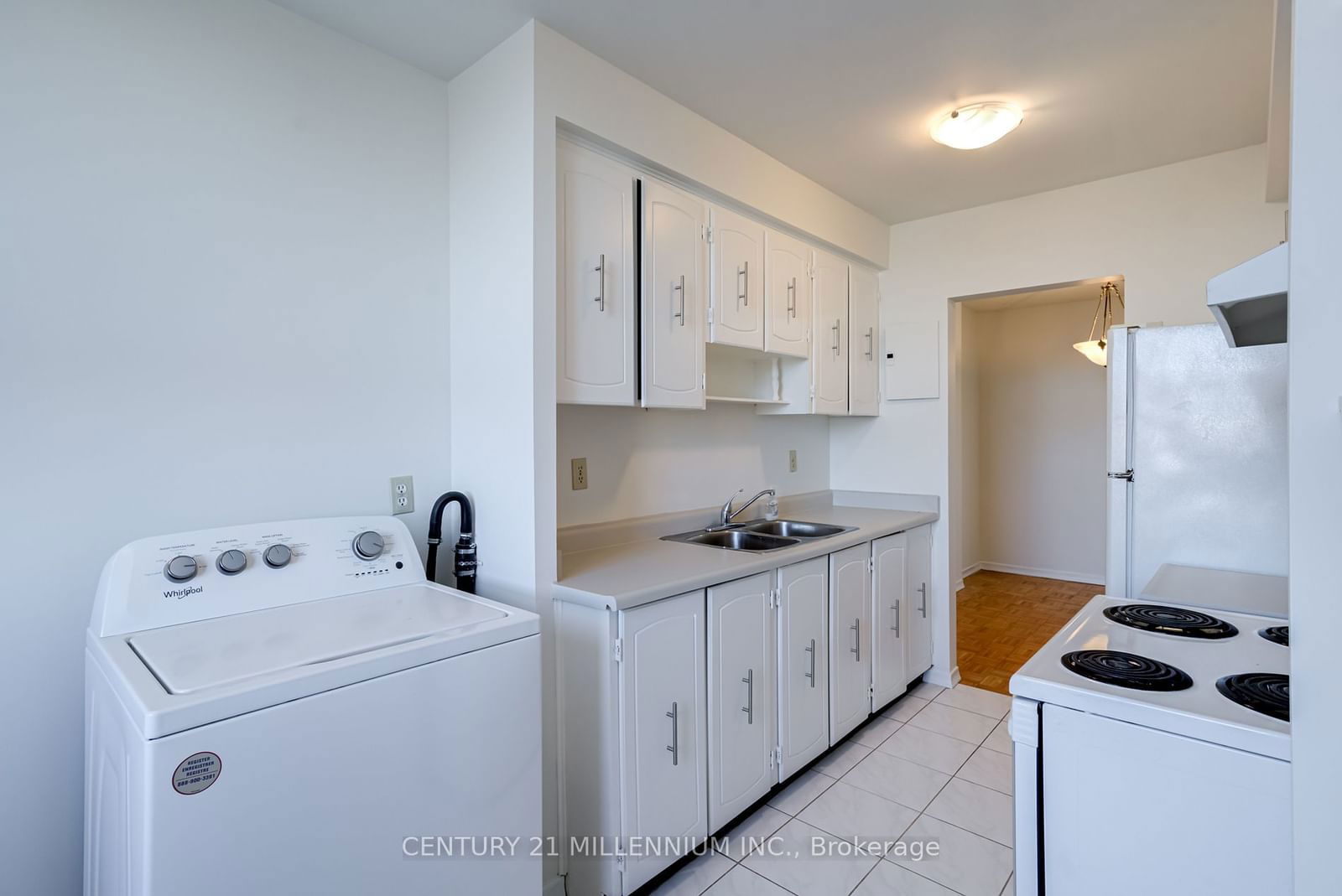 1615 Bloor St, unit 712 for sale