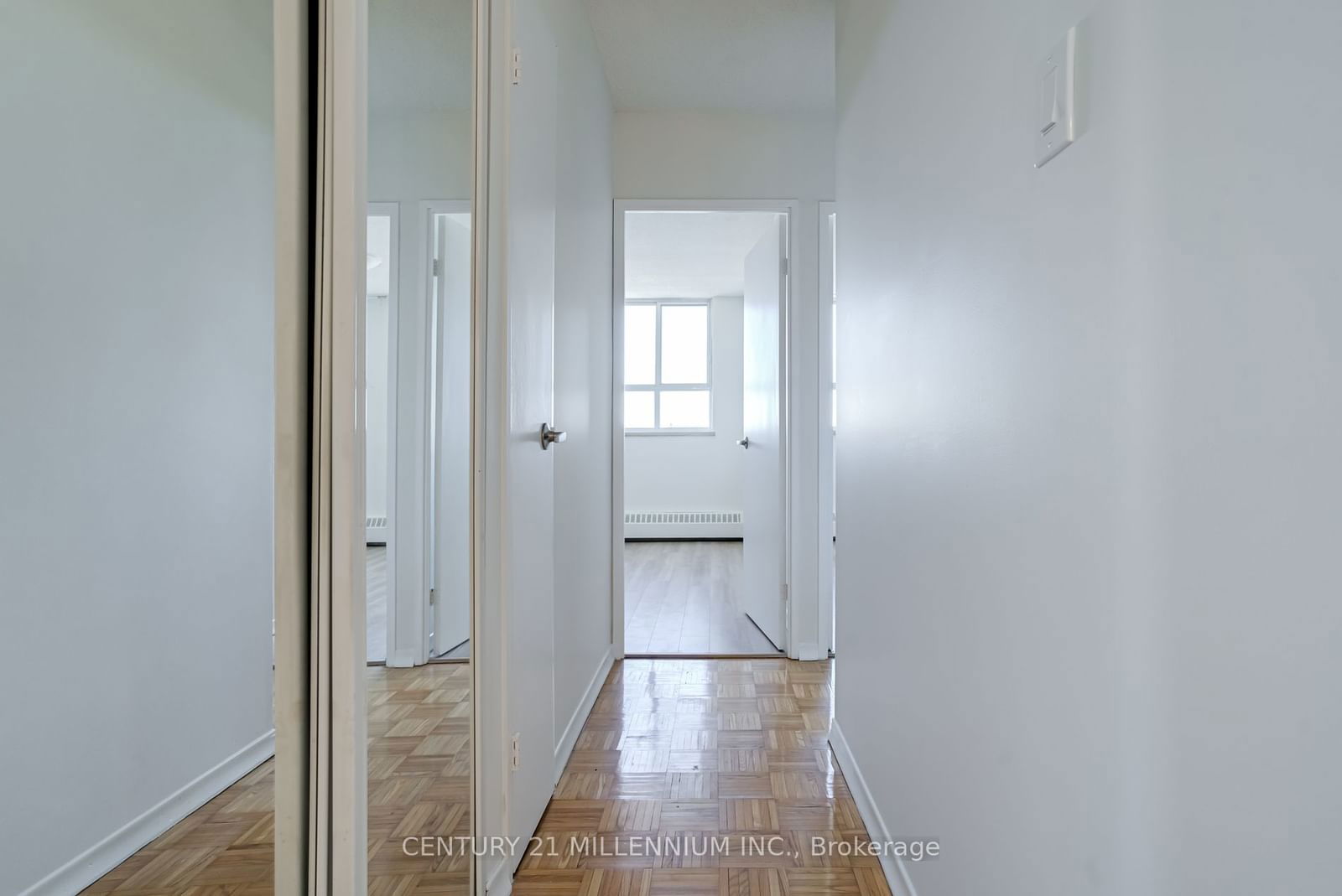 1615 Bloor St, unit 712 for sale