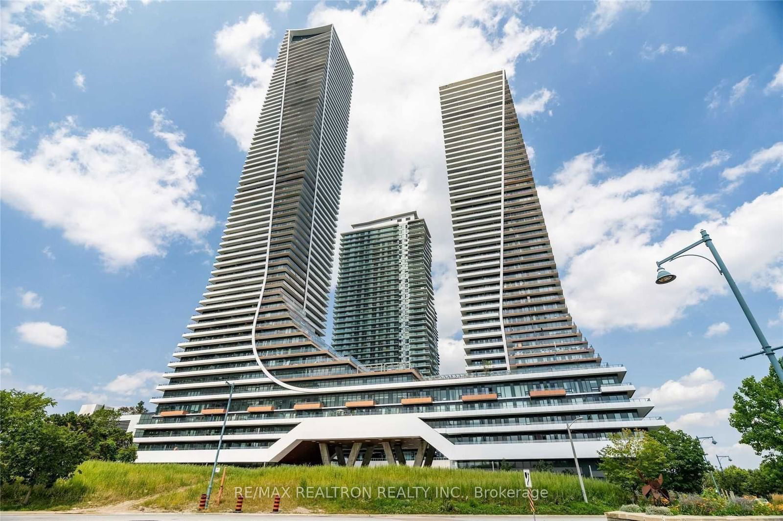 30 Shore Breeze Dr, unit 1415 for rent