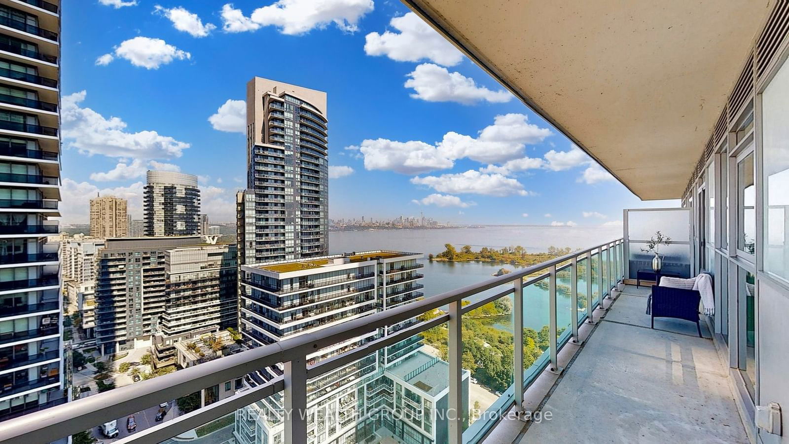 33 Shore Breeze Dr, unit 2108 for sale