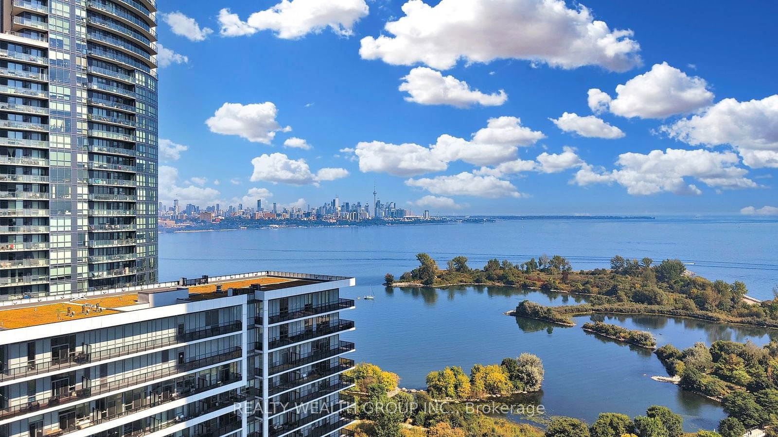 33 Shore Breeze Dr, unit 2108 for sale