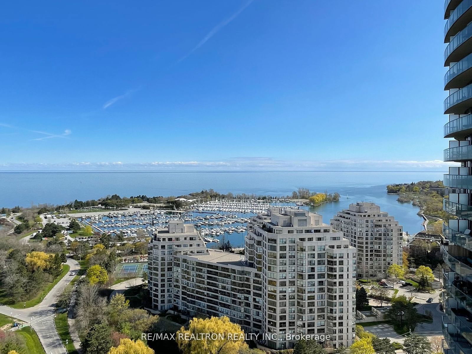 2230 Lake Shore Blvd W, unit 2402 for rent