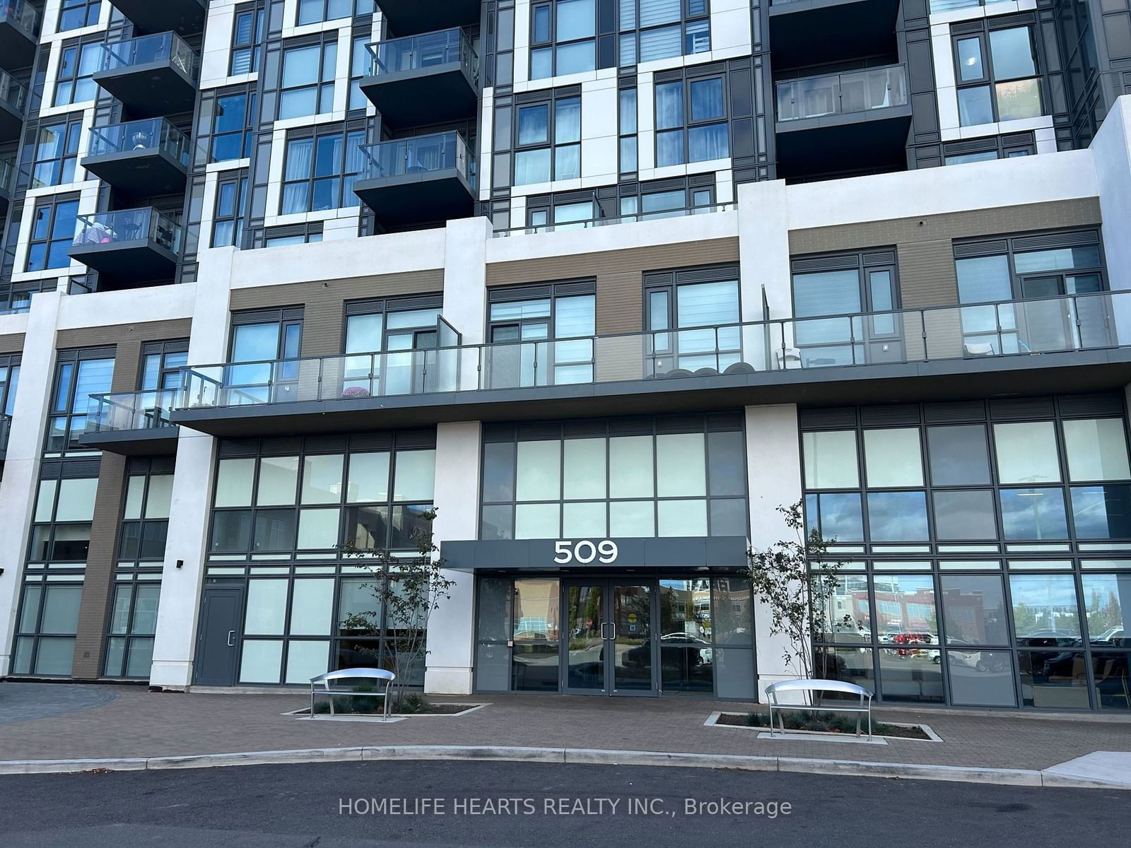 509 Dundas St W, unit 602 for rent