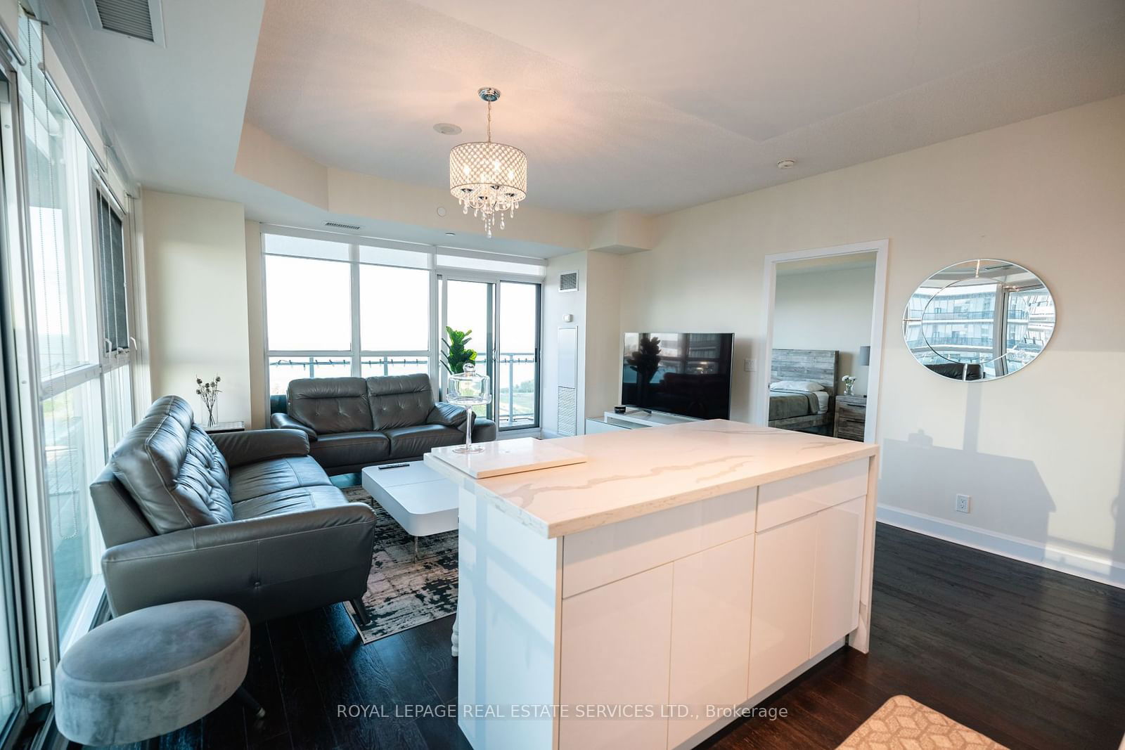 33 Shore Breeze Dr, unit 1509 for sale