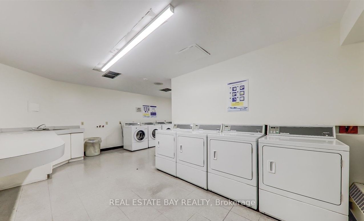 3077 Weston Rd N, unit 612 for sale