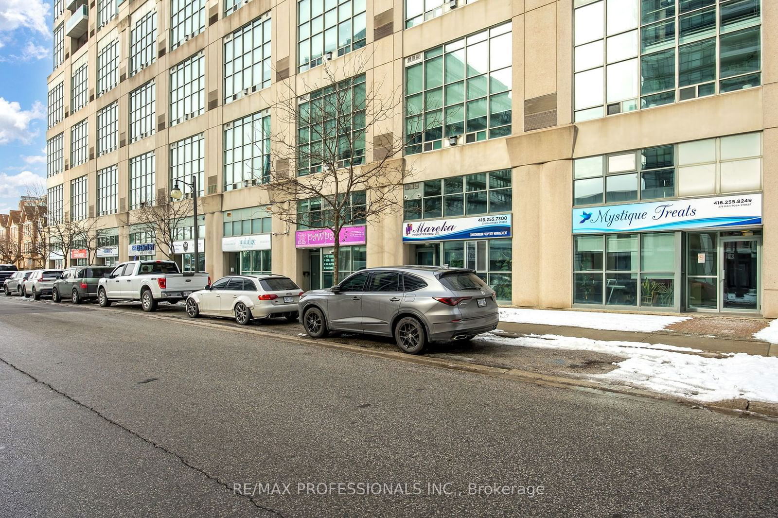 251 Manitoba St, unit 414 for sale