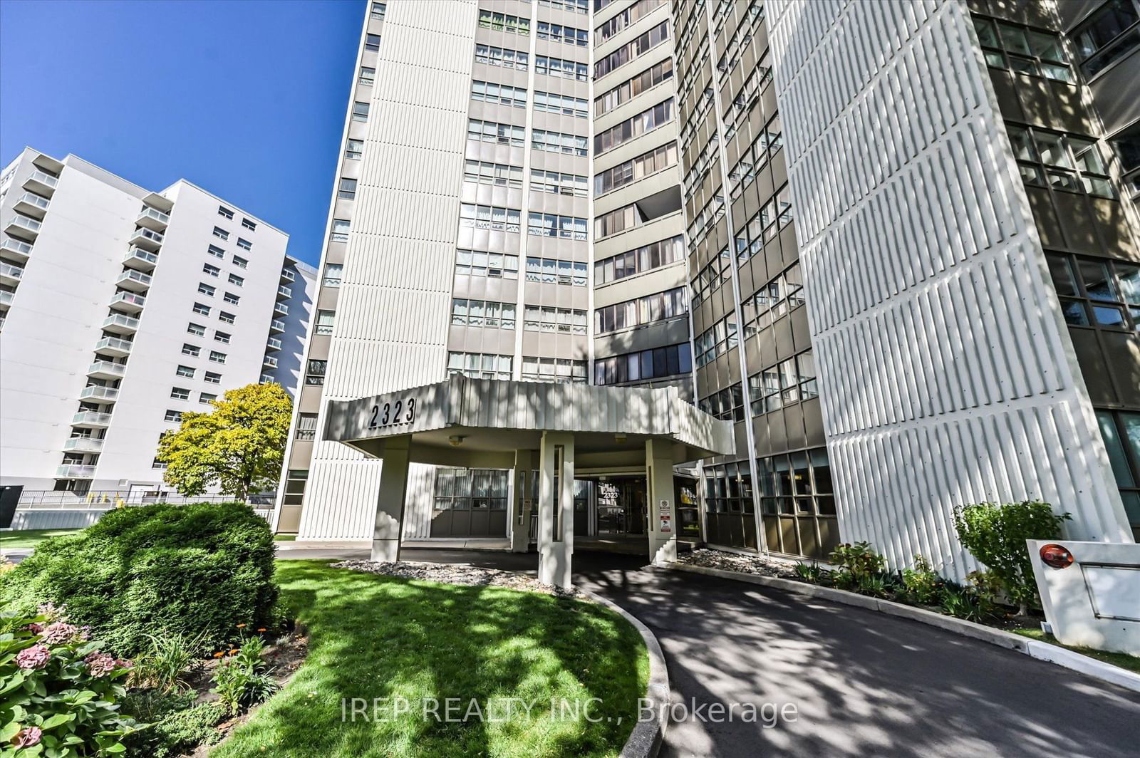 2323 Confederation Pkwy, unit 1201 for sale