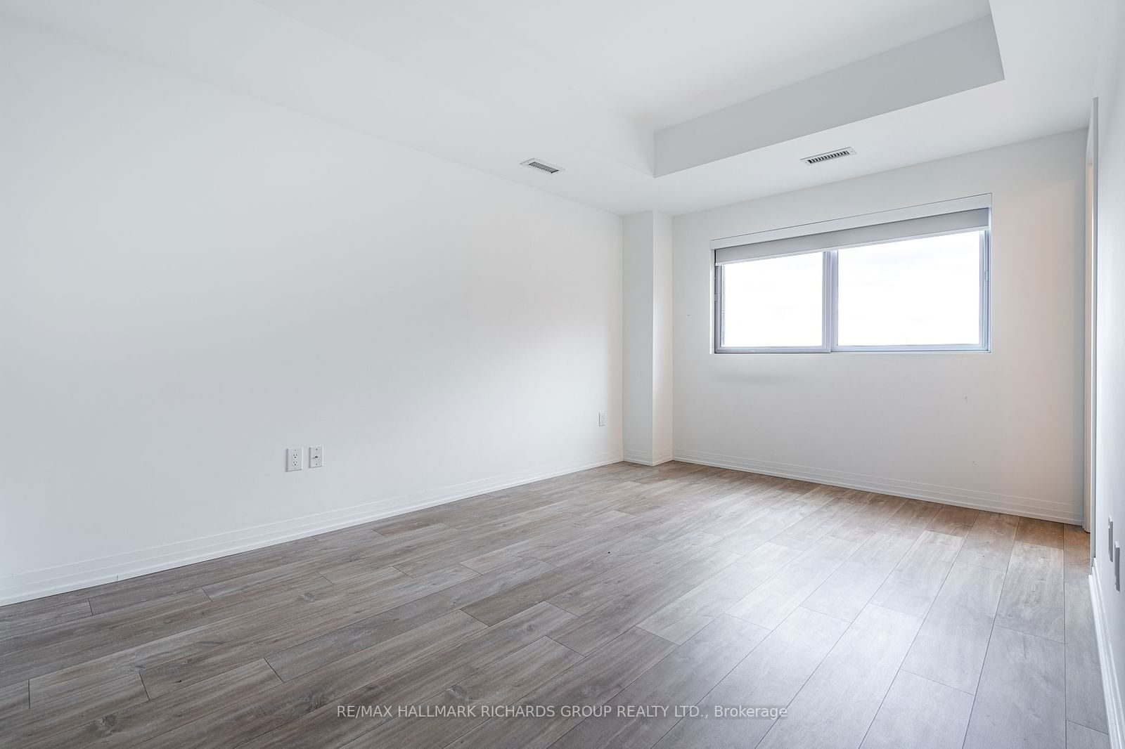 408 Brown's Line, unit 606 for rent